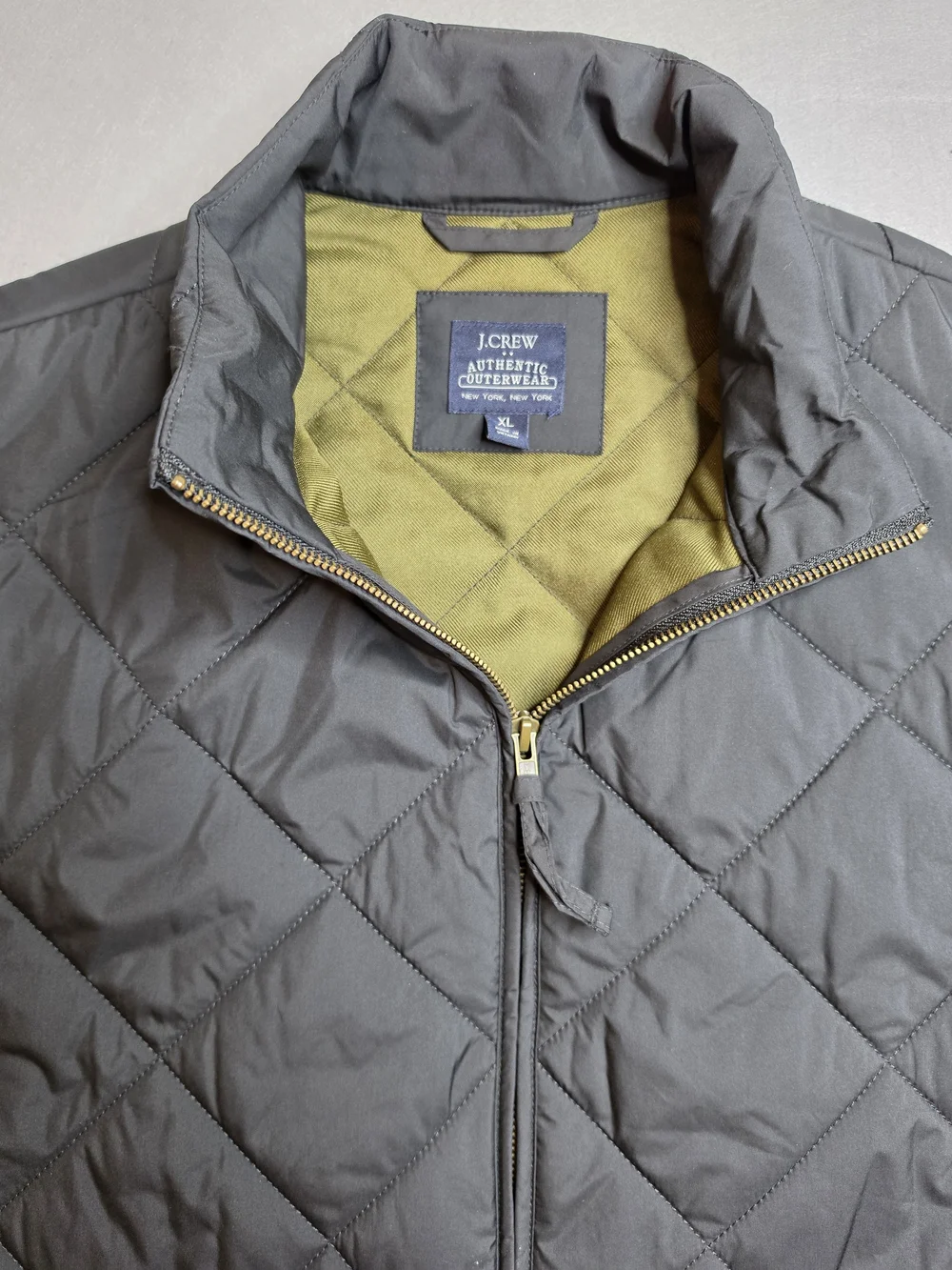 J. Crew Authentic Outerwear Men's Black Full Zipper Quilted Puffer Vest Size XL